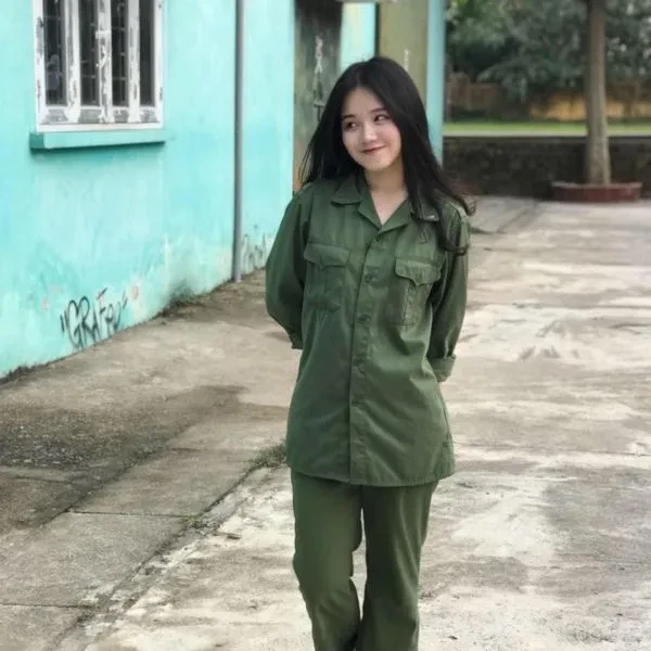 gái xinh cười 22