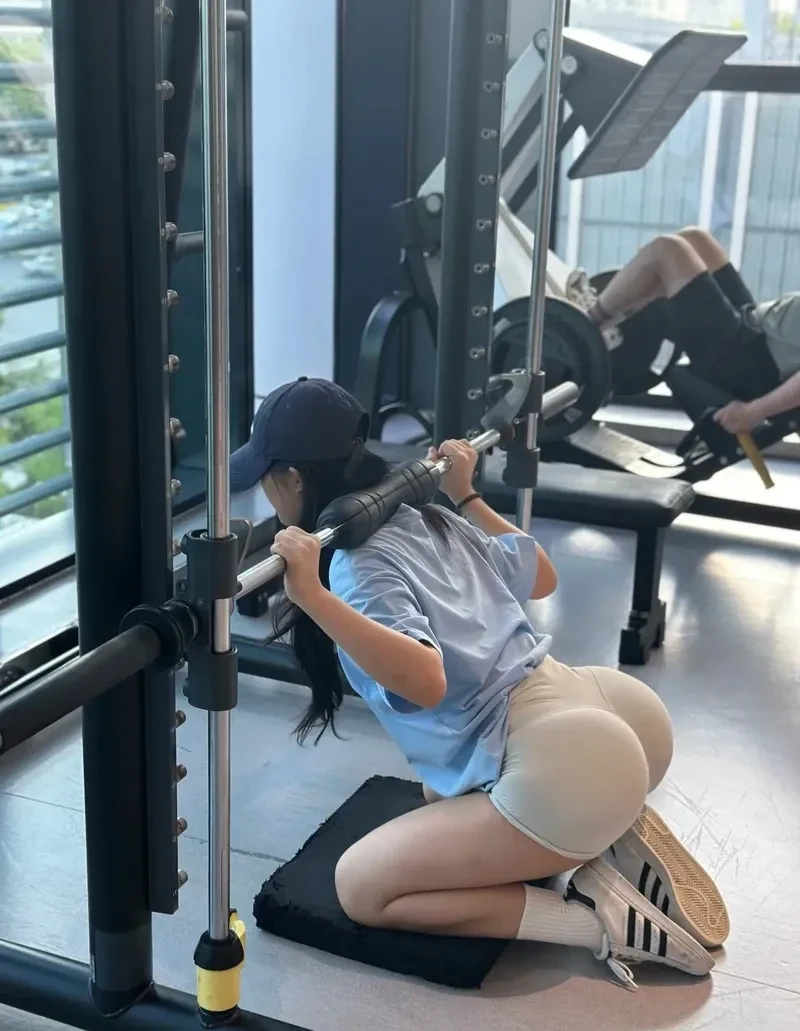 gái xinh tập gym 22