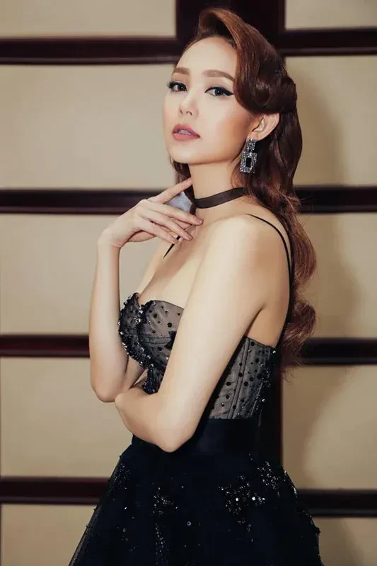 minh hằng 33